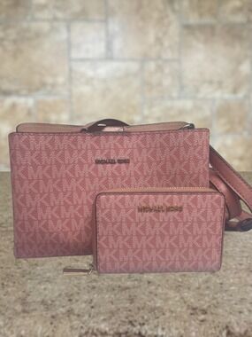 Michael Kors Ruthie Crossbody & Matching Wallet MK Signature Logo Rose Pink